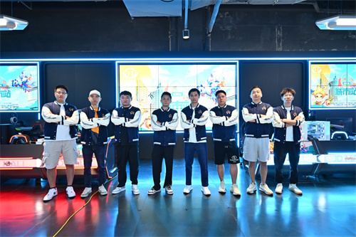 《魔灵召唤》首次登陆沈阳,人气选手集结,现场气氛火热!