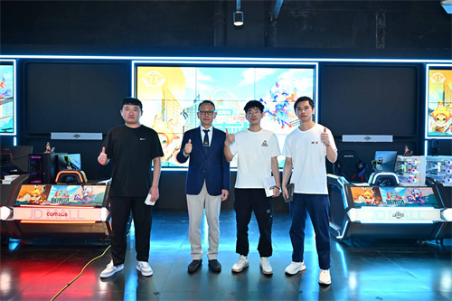《魔灵召唤》首次登陆沈阳,人气选手集结,现场气氛火热!