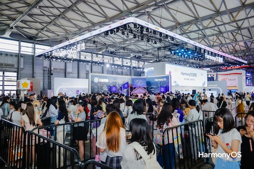 鸿蒙游戏亮相ChinaJoy:碰一碰、声控等创新玩法,重构游戏交互边界