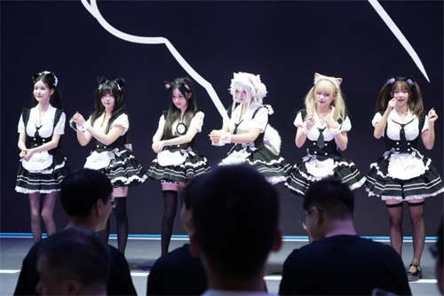 鹅鸭杀电竞主播擂台赛上演 金山世游展台持续引爆热度